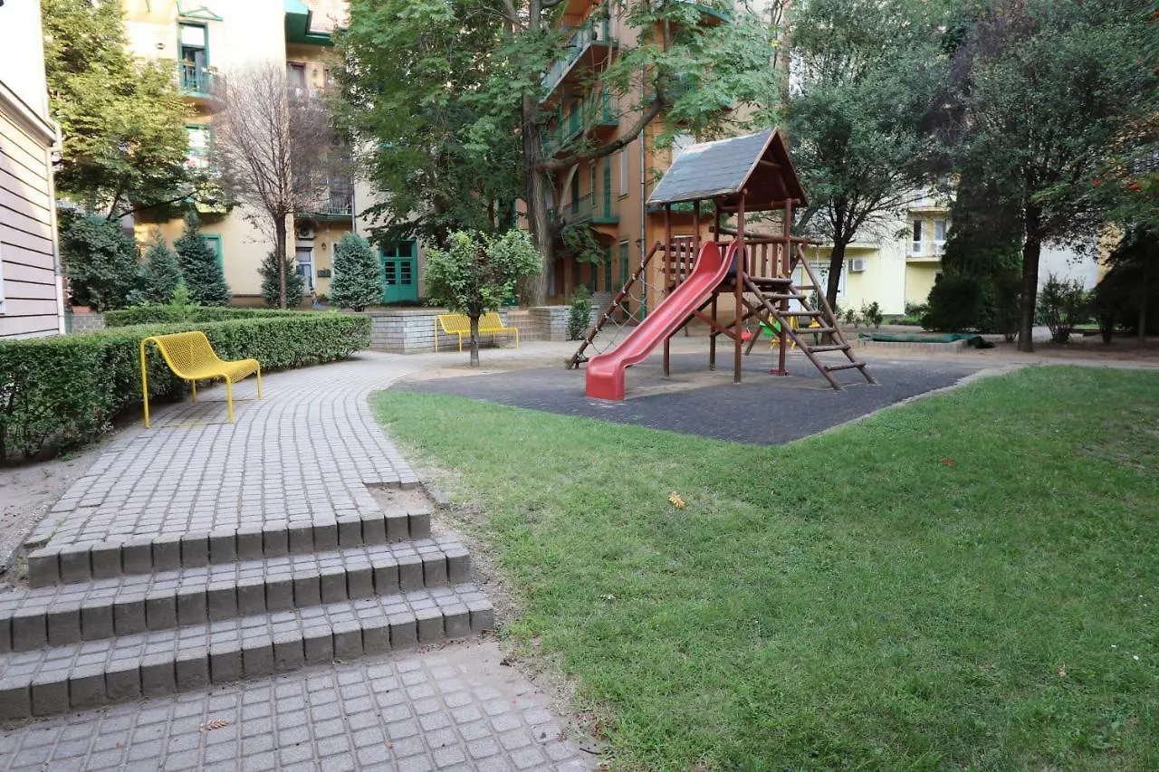 Bplodge Tompa Apartment Budapest 0*,